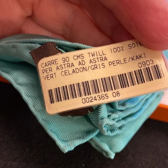 Celadon Hermes Scarf - Picture 3 of 8